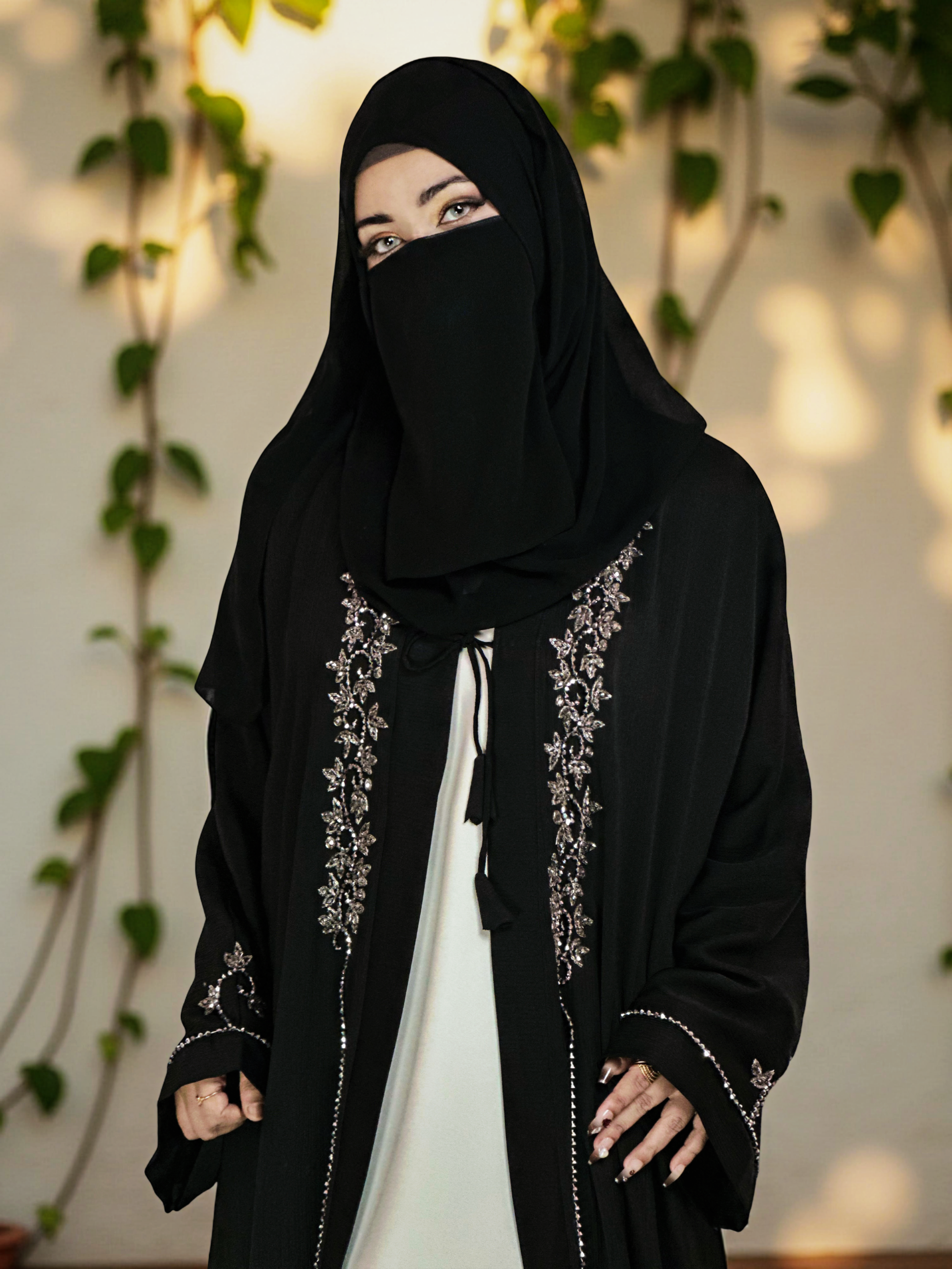 𝐇𝐚𝐲𝐚𝐭 𝐀𝐥 𝐌𝐚𝐥𝐚𝐤 (حياة الملاك)